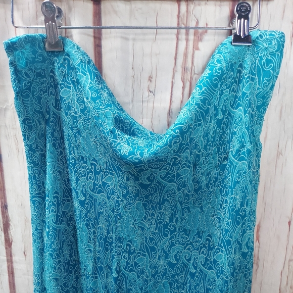 ECI NY Silk Sleeveless Set - Picture 15 of 16